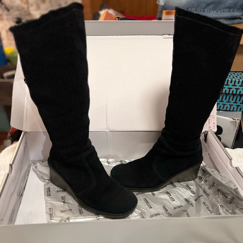 Soho suede riding boots